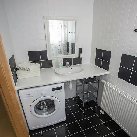 Suvekorter Aida פארנו