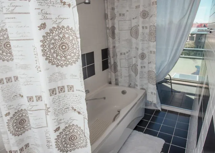 Suvekorter Aida Parnu